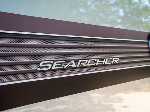 Sterling Elite Searcher Caravan - U2638
