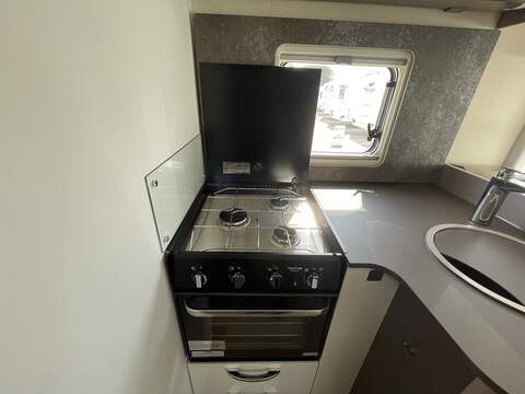 Burstner Lyseo TD Harmony 594 Motorhome - U2639