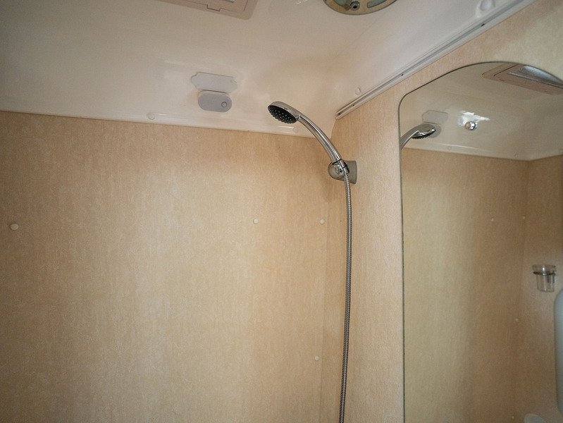 Autosleeper Symbol 2017 Campervan - Large 19