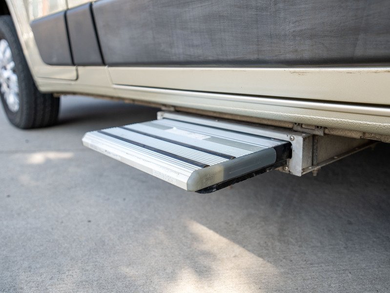 Autosleeper Symbol 2017 Campervan - Large 40