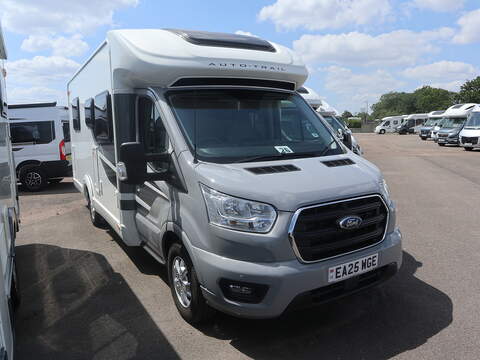 Autotrail F-Line F74 Motorhome - U2644