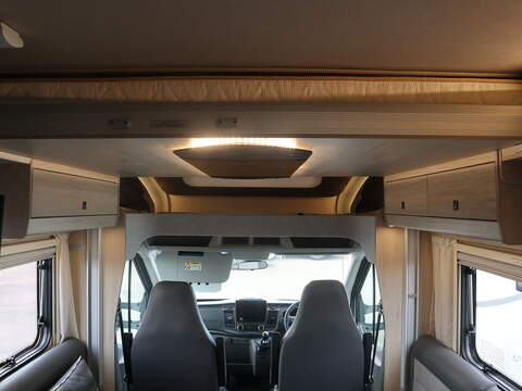 Autotrail F-Line F74 Motorhome - U2644