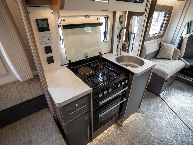Bailey Adamo Refresh 75-4DL Motorhome - U2647