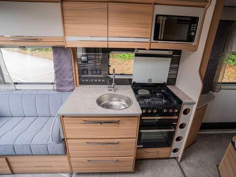 Bailey Unicorn Vigo Caravan - U2649