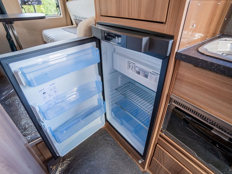 Swift Select 144 Campervan - U2652