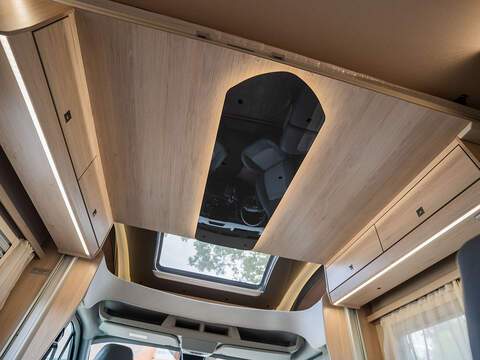 Autotrail F-Line F60 Motorhome - U2654
