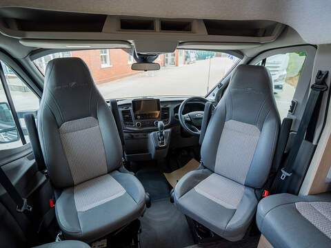 Autotrail F-Line F60 Motorhome - U2654