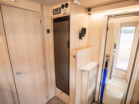 Autotrail F-Line F60 Motorhome - U2654