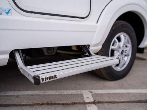 Autotrail F-Line F60 Motorhome - U2654