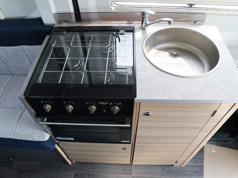 Bailey Endeavour B62 Campervan - U2656