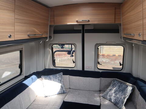 Bailey Endeavour B62 Campervan - U2656
