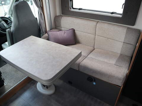 Bailey Adamo 75-4DL Motorhome - U2657