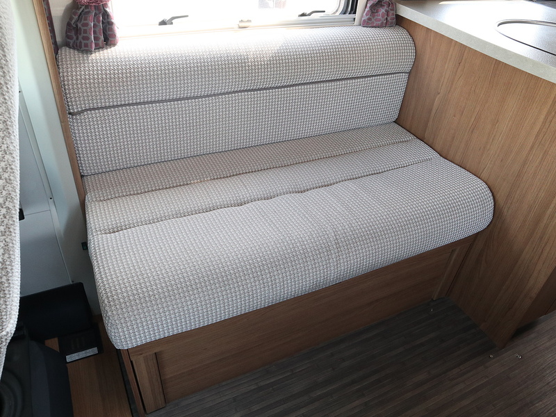 Autotrail Frontier Delaware S Motorhome - U2664