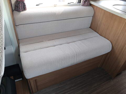 Autotrail Frontier Delaware S Motorhome - U2664