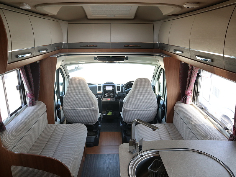 Autotrail Frontier Delaware S Motorhome - U2664