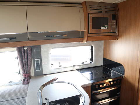 Autotrail Frontier Delaware S Motorhome - U2664