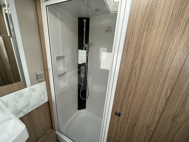 Coachman VIP 460 Caravan - U2672