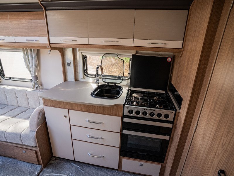 Coachman VIP 460 Caravan - U2672