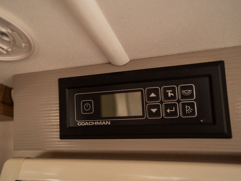 Coachman VIP 460 Caravan - U2672