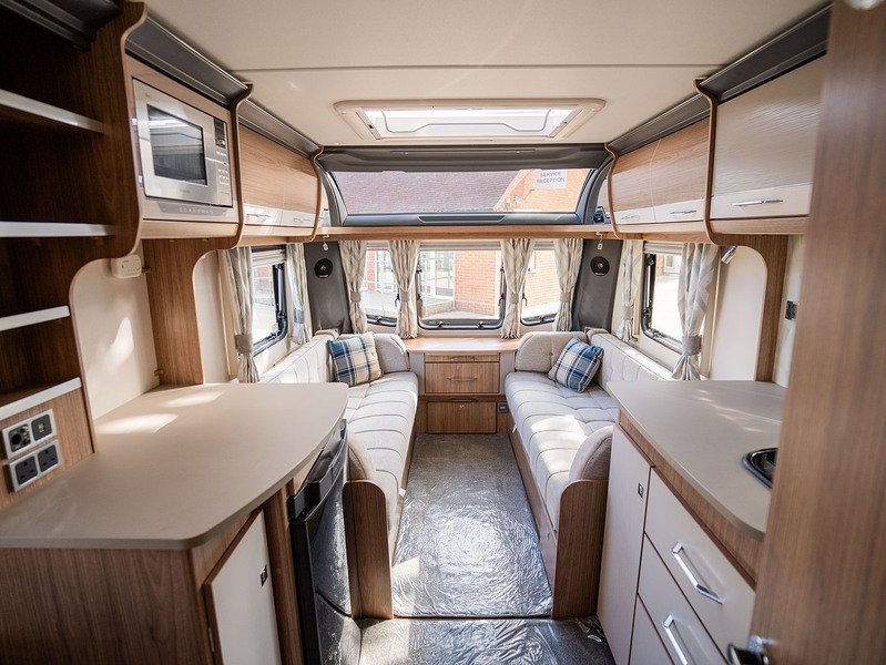 Coachman VIP 460 Caravan - U2672