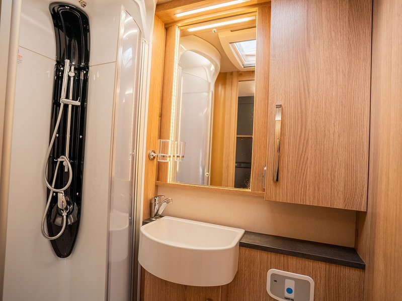 Autotrail Frontier Scout Motorhome - U2674