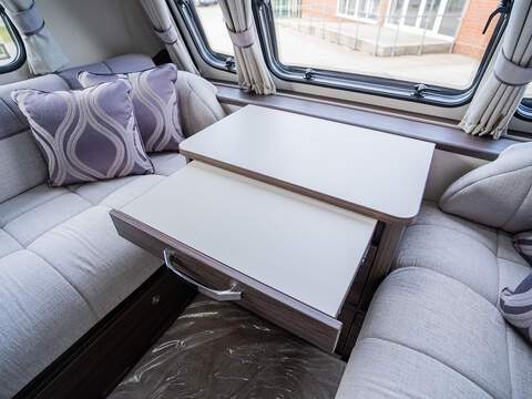 Elddis Affinity 554 Caravan - U2676