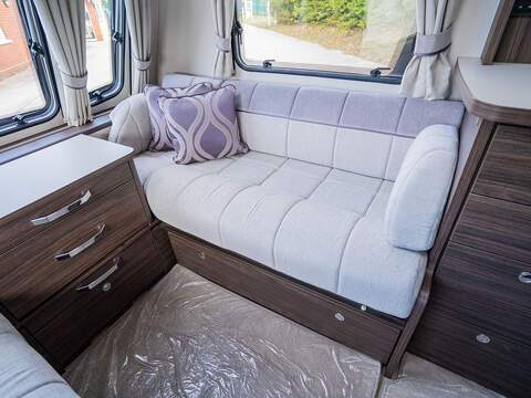 Elddis Affinity 554 Caravan - U2676