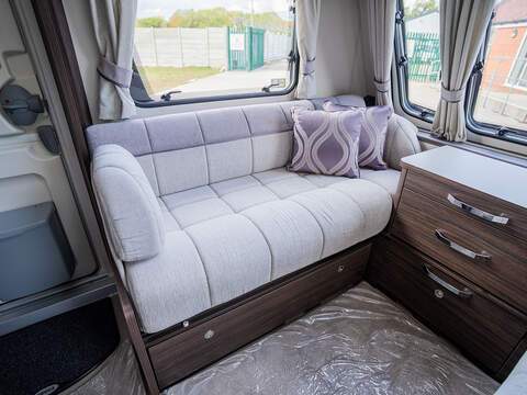Elddis Affinity 554 Caravan - U2676