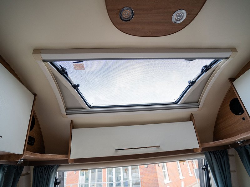 Bailey Pursuit 430/4 Caravan - U2680