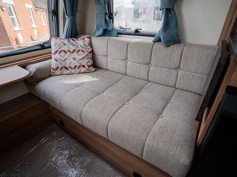 Bailey Pursuit 430/4 Caravan - U2680