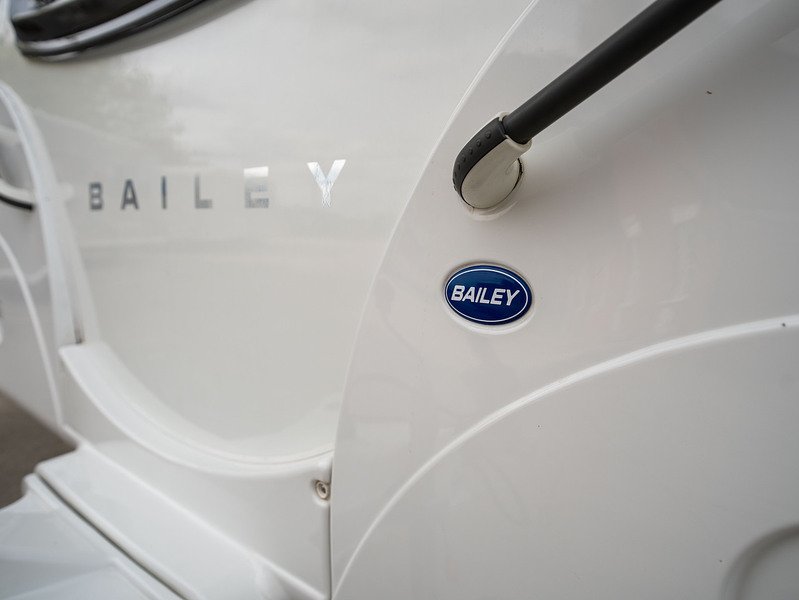 Bailey Pursuit 430/4 Caravan - U2680