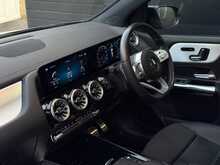 Mercedes-Benz B Class B Class B 220 D AMG LINE EDITION PREMIUM PLUS - U1695