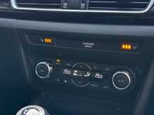 Mazda 3 3 SE-L NAV - U1736