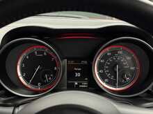 Suzuki Swift Swift SZ-T DUALJET SHVS MHEV - U1758