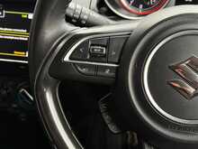 Suzuki Swift Swift SZ-T DUALJET SHVS MHEV - U1758