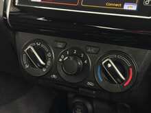 Suzuki Swift Swift SZ-T DUALJET SHVS MHEV - U1758