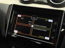 Suzuki Swift Swift SZ-T DUALJET SHVS MHEV - U1758