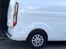 Ford Transit Custom 2.0 300 EcoBlue Limited Panel Van 5dr Diesel Manual L2 H1 Euro 6 (s/s) (130 ps) - U1763