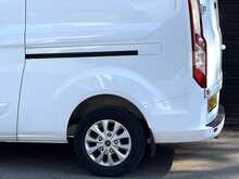 Ford Transit Custom 2.0 300 EcoBlue Limited Panel Van 5dr Diesel Manual L2 H1 Euro 6 (s/s) (130 ps) - U1763