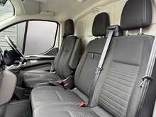 Ford Transit Custom 2.0 300 EcoBlue Limited Panel Van 5dr Diesel Manual L2 H1 Euro 6 (s/s) (130 ps) - U1763