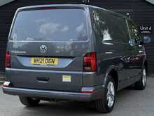 Volkswagen Transporter 2.0 BiTDI T32 Highline Panel Van 5dr Diesel DSG FWD SWB Euro 6 (s/s) (204 ps) - U1764