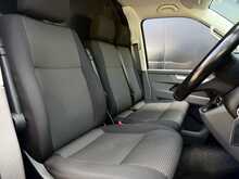 Volkswagen Transporter 2.0 BiTDI T32 Highline Panel Van 5dr Diesel DSG FWD SWB Euro 6 (s/s) (204 ps) - U1764