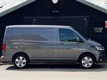 Volkswagen Transporter 2.0 BiTDI T32 Highline Panel Van 5dr Diesel DSG FWD SWB Euro 6 (s/s) (204 ps) - U1764