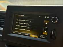 Renault Master 2.3 dCi 35 Business+ Panel Van 4dr Diesel Manual FWD MWB Medium Roof Euro 6 (135 ps) - U1781