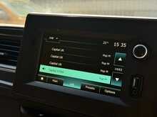 Renault Master 2.3 dCi 35 Business+ Panel Van 4dr Diesel Manual FWD MWB Medium Roof Euro 6 (135 ps) - U1781