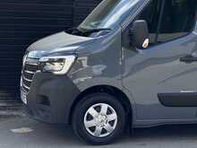 Renault Master 2.3 dCi 35 Business+ Panel Van 4dr Diesel Manual FWD MWB Medium Roof Euro 6 (135 ps) - U1781