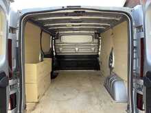 Renault Trafic 2.0 dCi Blue 30 Advance Panel Van 5dr Diesel Manual SWB Euro 6 (s/s) (130 ps) - U1785