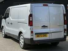 Renault Trafic 2.0 dCi Blue 30 Advance Panel Van 5dr Diesel Manual SWB Euro 6 (s/s) (130 ps) - U1785