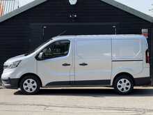 Renault Trafic 2.0 dCi Blue 30 Advance Panel Van 5dr Diesel Manual SWB Euro 6 (s/s) (130 ps) - U1785