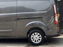 Ford Transit Custom 2.0 300 EcoBlue Limited Panel Van 5dr Diesel Manual L2 H1 Euro 6 (s/s) (130 ps) - U1789